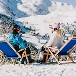 Bergheim Schmidt Ski-in Ski-out Almhuetten Im Wald