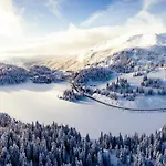 Bergheim Schmidt Ski-in Ski-out Almhuetten Im Wald Apartmán *
