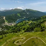 Apartmán Bergheim Schmidt Ski-in Ski-out Almhuetten Im Wald