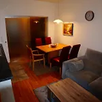 Apartmán Bergheim Schmidt Ski-in Ski-out Almhuetten Im Wald