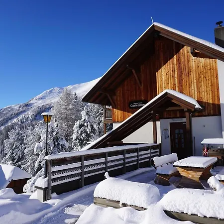 Apartment Bergheim Schmidt, Almhütten Im Wald Appartments An Der Piste Turracher Hohe