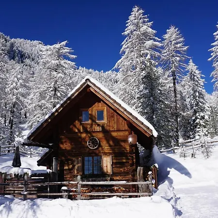 Bergheim Schmidt Ski-In Ski-Out Appartements Almhuetten Im Wald * Turracher Hohe