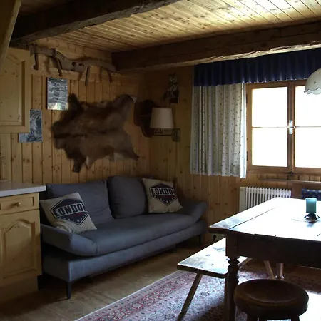 Bergheim Schmidt, Almhütten Im Wald Appartments An Der Piste Apartment *
