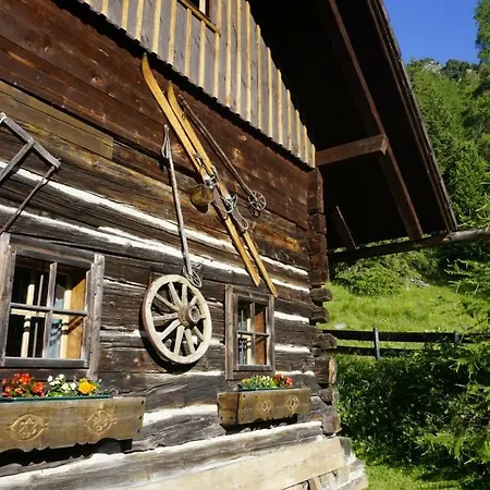 Bergheim Schmidt Ski-In Ski-Out Appartements Almhuetten Im Wald *