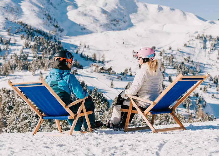 Bergheim Schmidt Ski-in Ski-out Almhuetten Im Wald