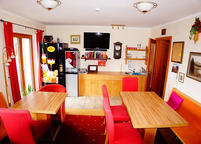 Apartament Bergheim Schmidt Ski-in Ski-out Almhuetten Im Wald *