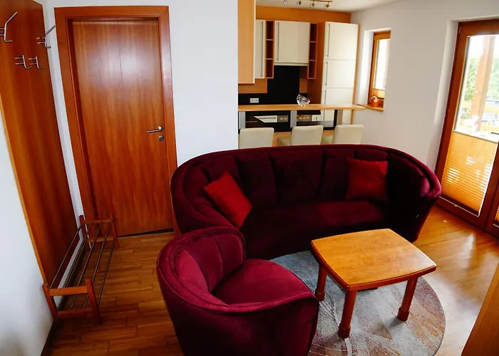 Apartment Bergheim Schmidt, Almhütten Im Wald Appartments An Der Piste Alpine Huts In Forrest Appartments Near Slope Turracher Hohe