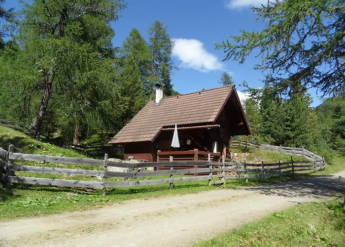 Bergheim Schmidt, Almhütten Im Wald Appartments An Der Piste Alpine Huts In Forrest Appartments Near Slope Apartment Turracher Hohe